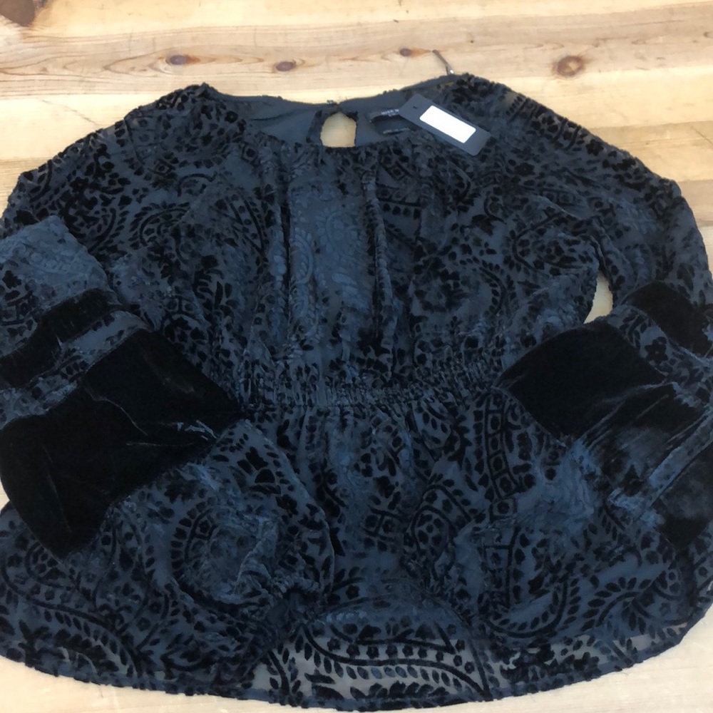 Miss me black velvet long sleeve top NWT